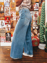 Load image into Gallery viewer, Ariat Jazmine Jean