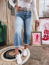 Load image into Gallery viewer, Braylon Barrel Jean