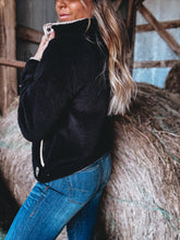 Load image into Gallery viewer, Ariat Berber Snap Sweatshirt