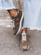 Load image into Gallery viewer, Ariat Ranch Runner Shoe