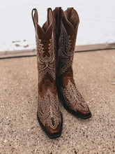 Load image into Gallery viewer, Ariat Round Up Collins Boot