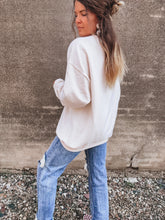 Load image into Gallery viewer, HOWDY Crew