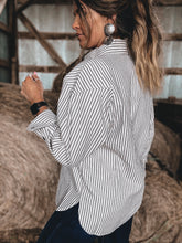 Load image into Gallery viewer, Ariat Charleston Shirt