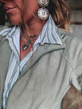 Load image into Gallery viewer, Ariat Logo Softshell Jacket (Sea Spray)