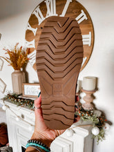 Load image into Gallery viewer, Ariat Square Toe Slipper (Chestnut)