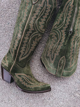 Load image into Gallery viewer, Ariat Casanova (Soft Olive Suede)