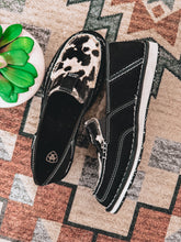 Load image into Gallery viewer, Ariat Cruiser (Black Suede/Hair On)