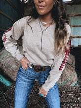 Load image into Gallery viewer, Ariat Tatonka Sweatshirt