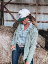 Load image into Gallery viewer, Ariat Logo Softshell Jacket (Sea Spray)