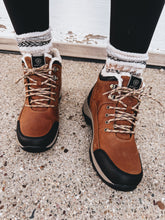 Load image into Gallery viewer, Ariat Terrain Sherpa 2.0