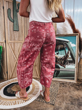 Load image into Gallery viewer, Darby Barrel Jean (Berry)