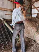 Load image into Gallery viewer, Ariat Cheyenne Bootcut Jean