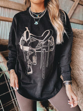 Load image into Gallery viewer, Ariat Canvas Oversized Tee (Black)