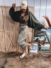 Load image into Gallery viewer, Darby Barrel Jean (Olive)
