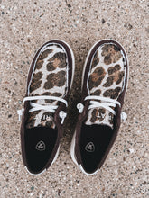Load image into Gallery viewer, Ariat Hilo (Smoked Leopard)