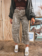 Load image into Gallery viewer, Darby Barrel Jean (Olive)