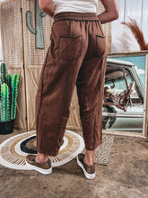 Load image into Gallery viewer, Bindi Barrel Pants (Brown)