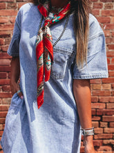 Load image into Gallery viewer, Della Denim Dress
