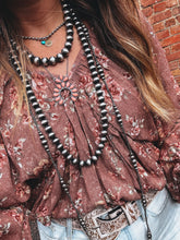 Load image into Gallery viewer, Betsy Necklace
