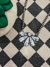 Load image into Gallery viewer, Juniper Necklace (Black/White)
