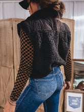 Load image into Gallery viewer, Teddy Vest (Black)
