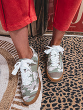Load image into Gallery viewer, Country Mile Sneaker
