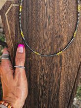 Load image into Gallery viewer, Palomino Pearl Necklace (16.5")
