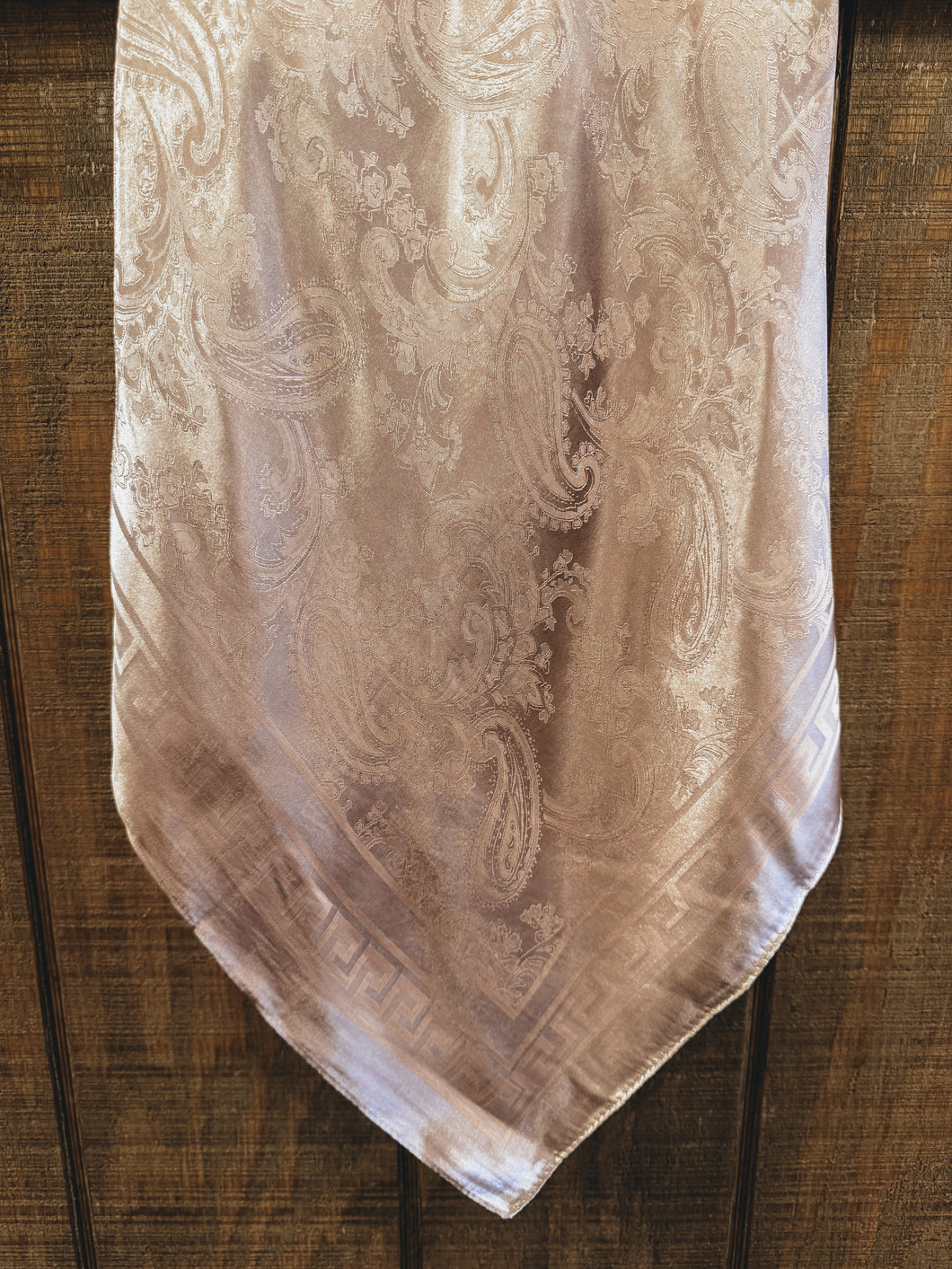 Alabaster Wild Rag