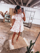 Load image into Gallery viewer, RaeLynn Dress
