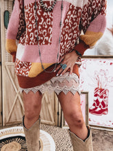 Load image into Gallery viewer, Payson Sweater
