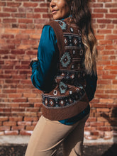 Load image into Gallery viewer, Yuma Sweater Vest
