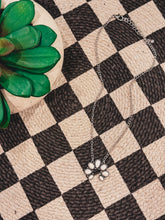 Load image into Gallery viewer, Bonnie Necklace
