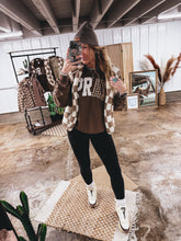 Load image into Gallery viewer, Comfort Check Vest
