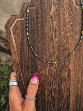 Load image into Gallery viewer, Palomino Pearl Necklace (15")
