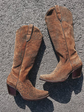 Load image into Gallery viewer, Ariat Casanova Boot (Distressed Leopard)
