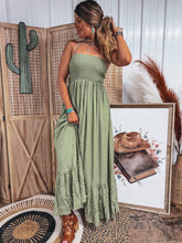 Load image into Gallery viewer, Wrenlee Dress
