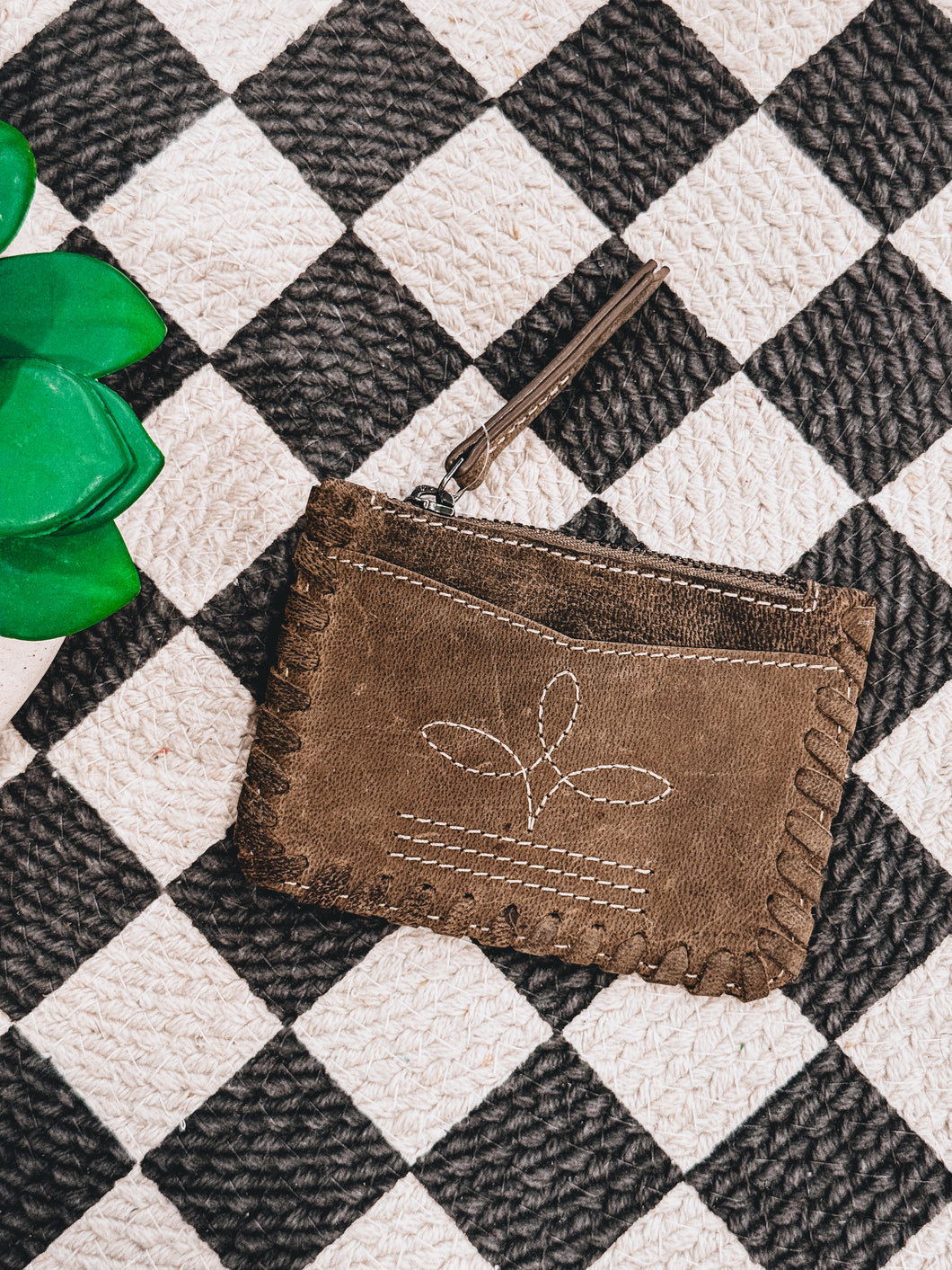 Boot Stitch Cardholder (Brown)