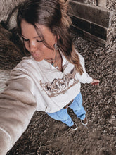 Load image into Gallery viewer, Ariat Running Wild Sweatshirt
