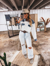 Load image into Gallery viewer, Wyatt Button Up
