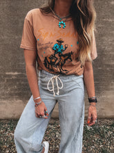 Load image into Gallery viewer, Sip n&#39; Saddle Tee
