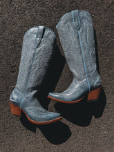 Load image into Gallery viewer, Ariat Casanova Boot (Vintage Denim)
