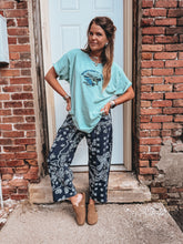 Load image into Gallery viewer, Bindi Barrel Pants (Paisley)
