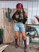 Load image into Gallery viewer, Tatum Top (Black)
