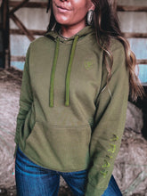 Load image into Gallery viewer, Ariat Logo 2.0 Hoodie (Moss Green)
