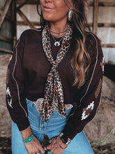 Load image into Gallery viewer, Ariat Dakota Sweatshirt
