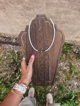 Load image into Gallery viewer, Cream Shell Necklace
