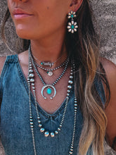 Load image into Gallery viewer, Chandler Necklace (Turquoise)
