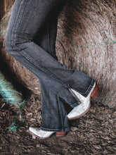 Load image into Gallery viewer, Ariat Cheyenne Bootcut Jean

