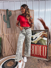Load image into Gallery viewer, Kelly Cropped Tee (Red)
