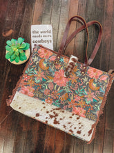 Load image into Gallery viewer, Wildflower Weekender Bag
